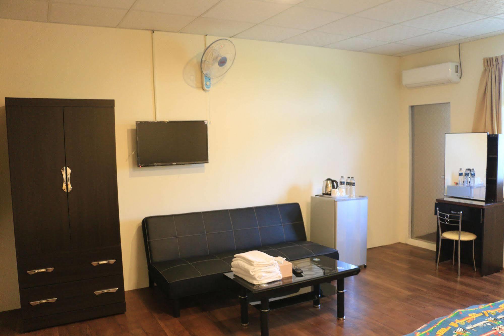 Harmony Guest House Budai Bagian luar foto